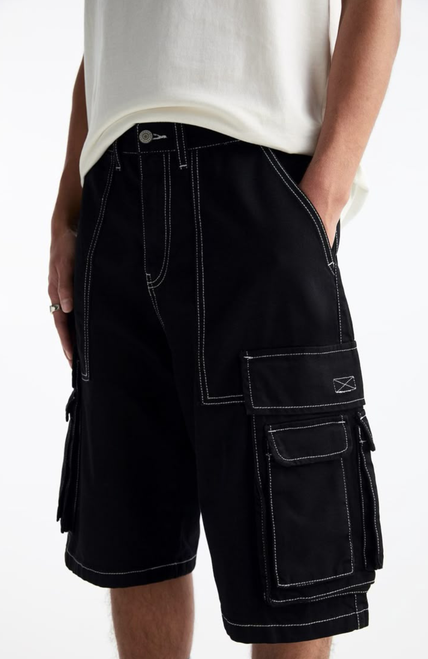 SHORT'S